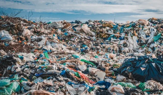 Thailand bans imports of plastic waste to curb toxic pollution