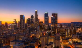 A city skyline with skyscrapers|austin censor unsplash