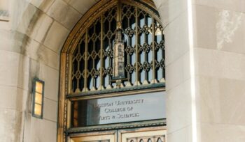 Boston University College of Arts & Sciences building