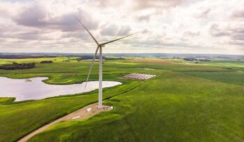 Lake Region Electric Cooperative Wind-Solar Hybrid Project|american public power association unsplash