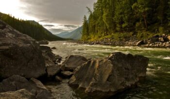 River|hunter brumels unsplash